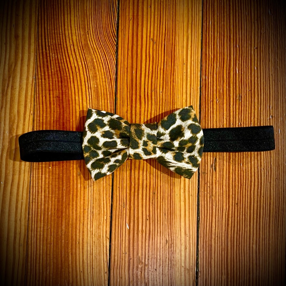 Animal print leopard baby headband bow
